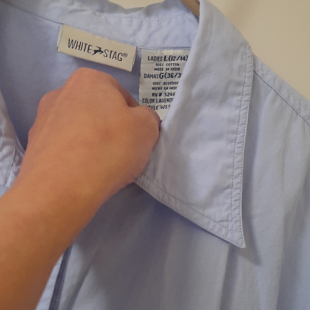 Button down top - Picture 3 of 6